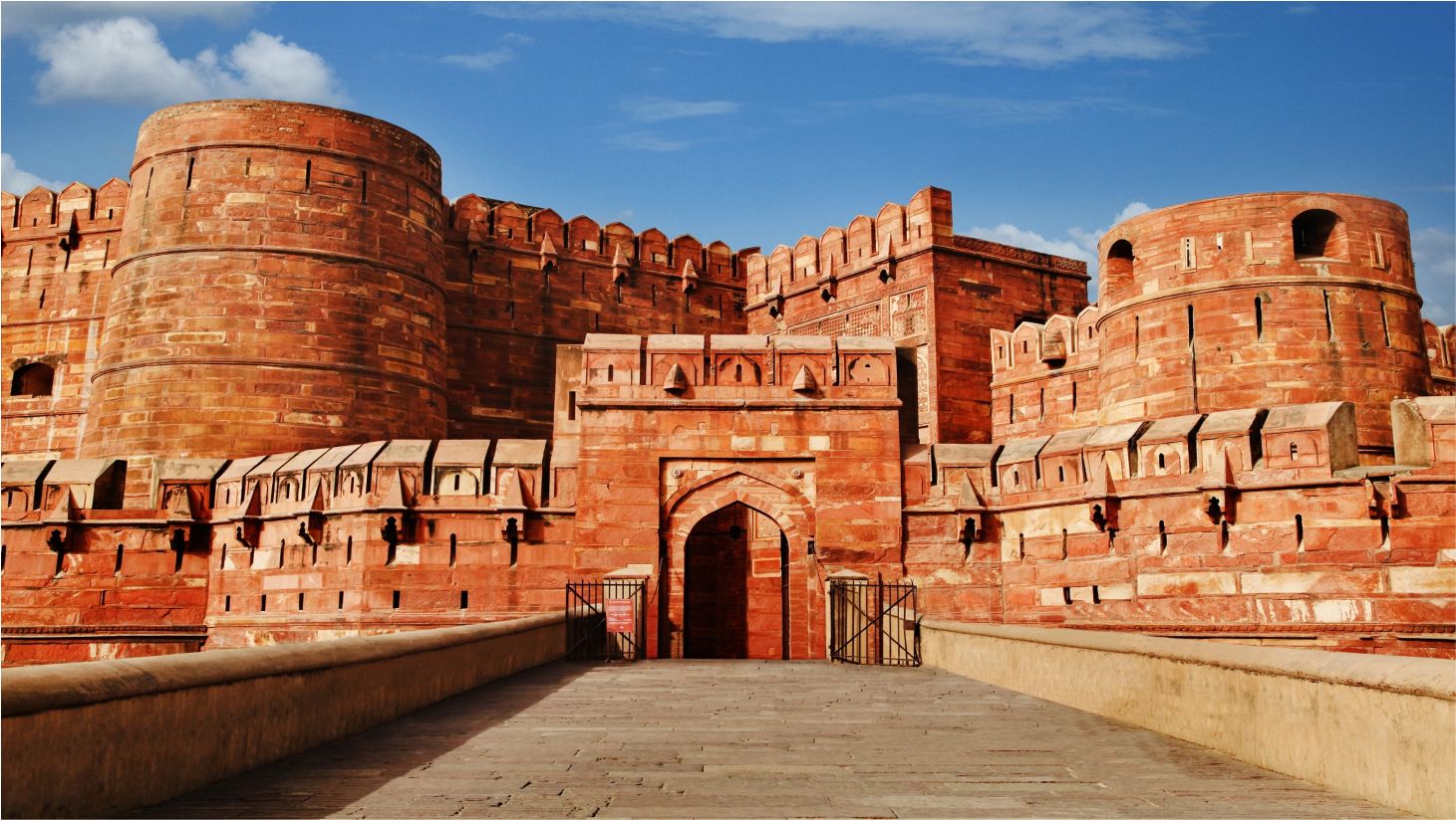 AGRA FORT AND TAJ MAHAL INDIA TOUR