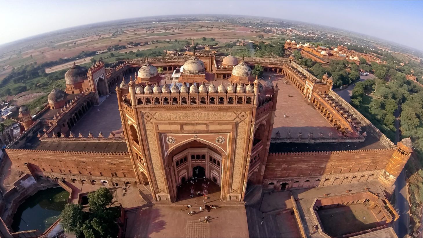 TAJ MAHAL AND FATEHPUR SIKRI INDIA TOUR