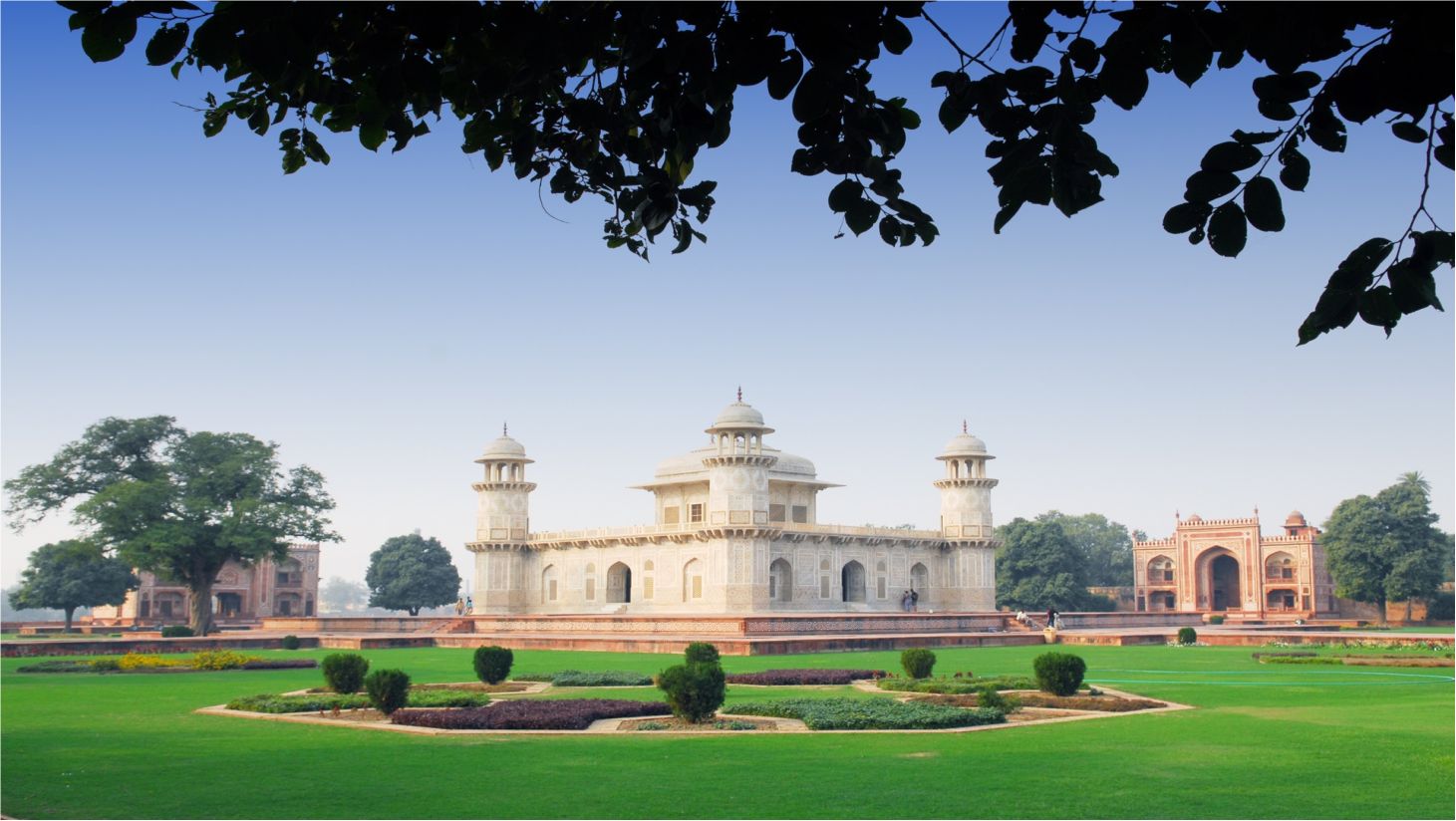 ITIMAD-UD-DAULAH, TAJ MAHAL AND AGRA FORT INDIA TOUR